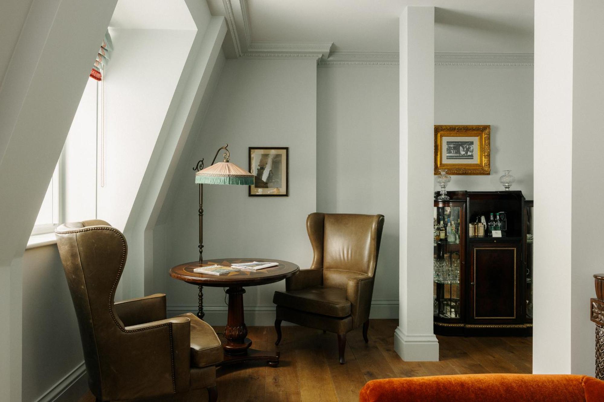 The Ned Hotel London Exterior photo The interior of a suite at the Hotel de Ville